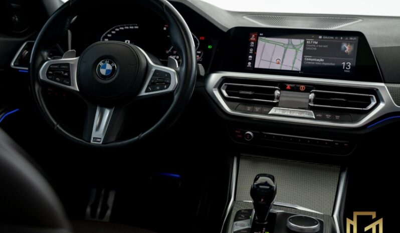 BMW 320i 2.0 Turbo M Sport completo