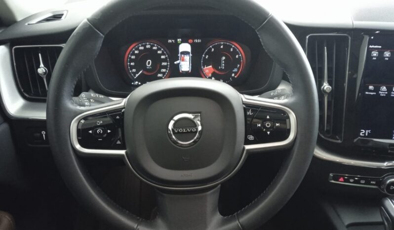 Volvo XC 60 T5 Momentum 2.0 AWD completo