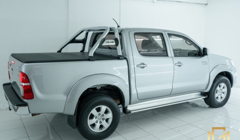 Toyota Hilux Cabine Dupla CD SRV 2.7 4×2 completo