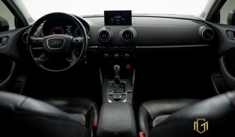 Audi A3 Sedan Ambiente 1.4 completo