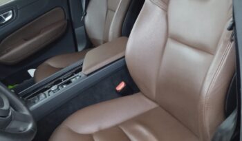 Volvo XC 60 T5 Momentum 2.0 AWD completo