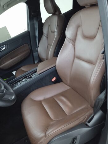 Volvo XC 60 T5 Momentum 2.0 AWD completo