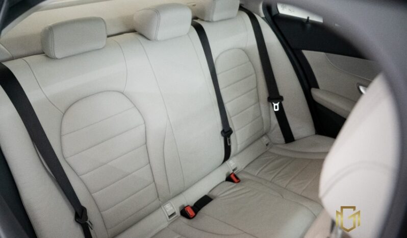 Mercedes-Benz C 200 Avantgarde 2.0 completo