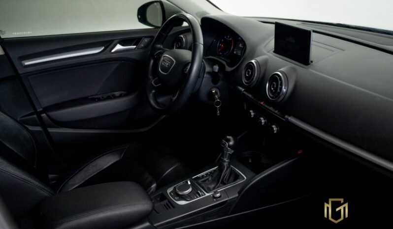 Audi A3 Sedan Ambiente 1.4 completo