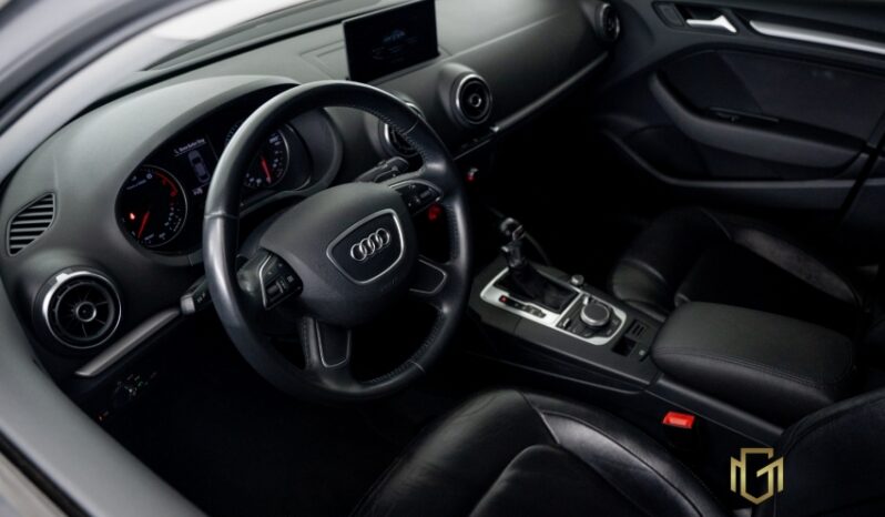 Audi A3 Sedan Ambiente 1.4 completo