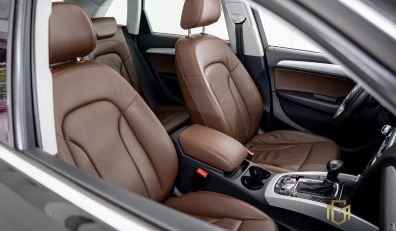Audi Q5 Ambiente 2.0 TFSI completo
