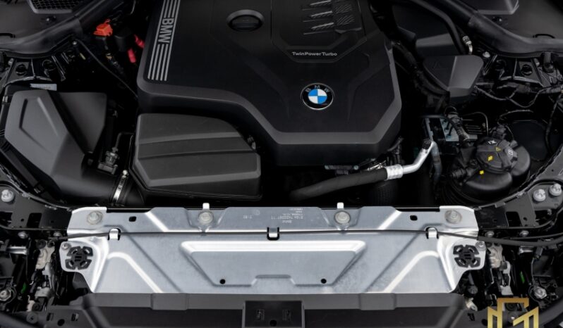 BMW 320i 2.0 Turbo M Sport completo